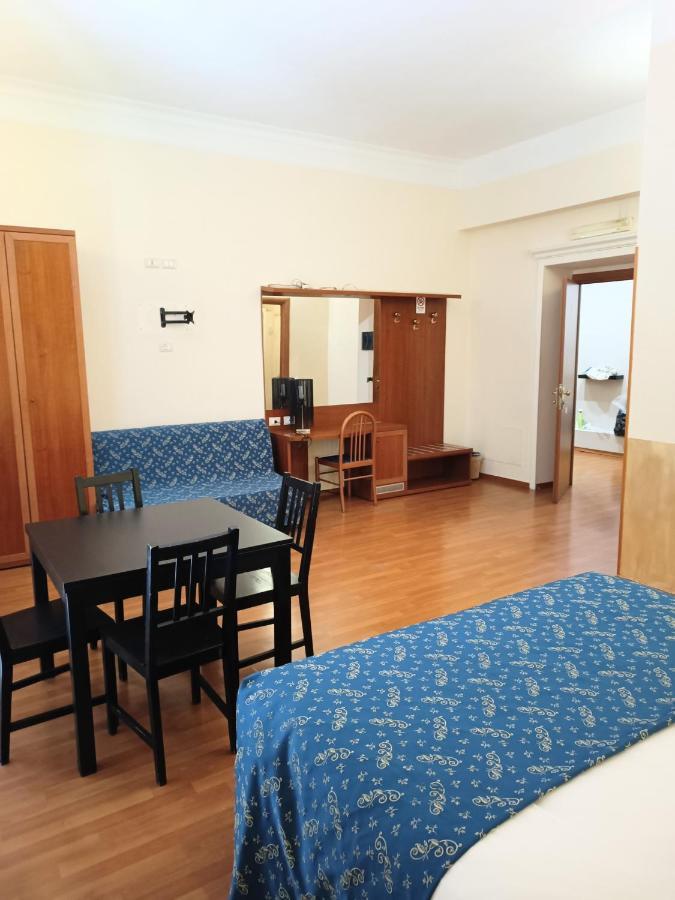 Opera Italian Suite Rome Extérieur photo
