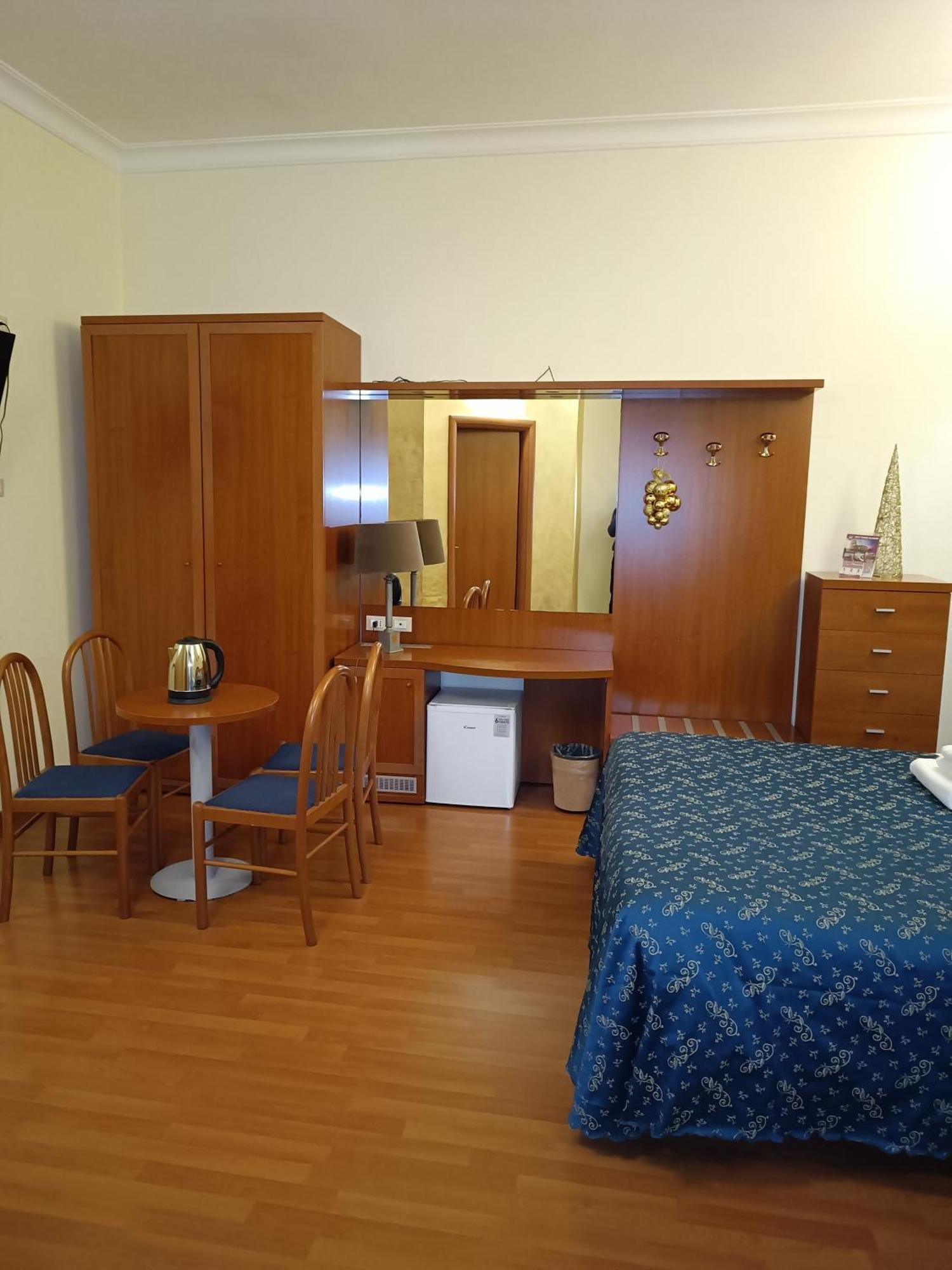 Opera Italian Suite Rome Extérieur photo